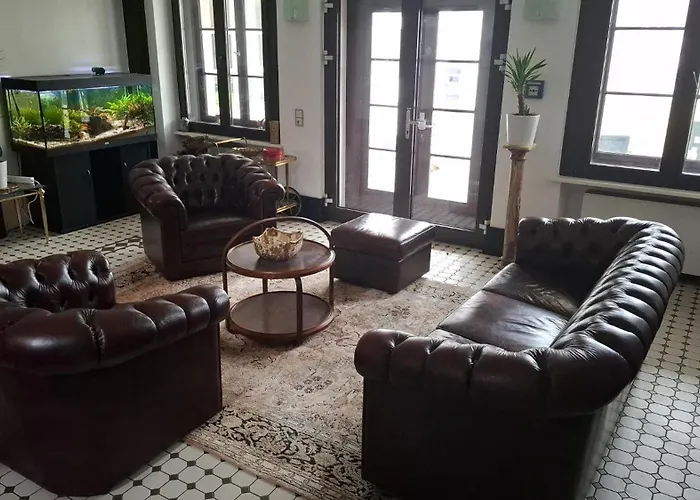 Die Villa, Zimmer 24, Dz